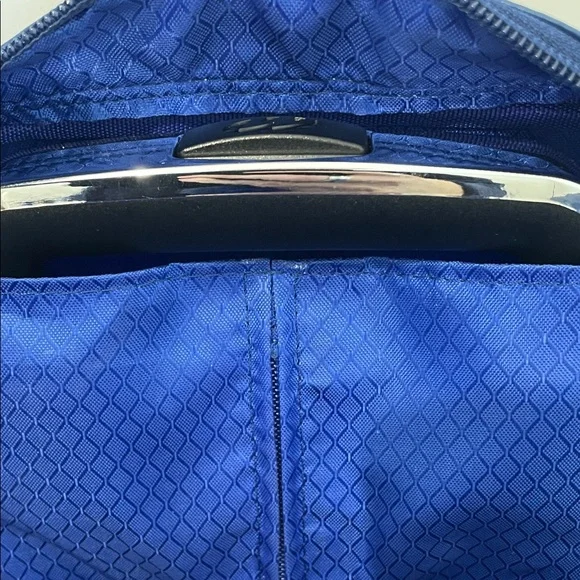 McKlein Edgebrook Navy Leather Rolling Briefcase Laptop Bag Lock Key - Picture 10 of 16